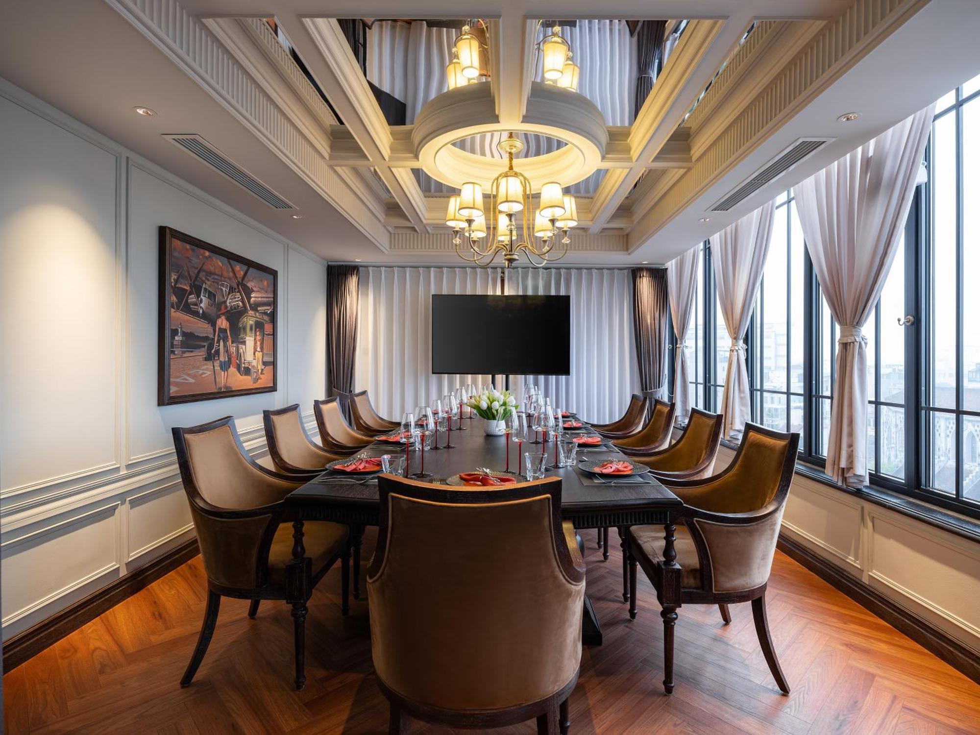 Grand Hotel Du Lac 하노이 외부 사진 The Club at The Landmark, Bangkok