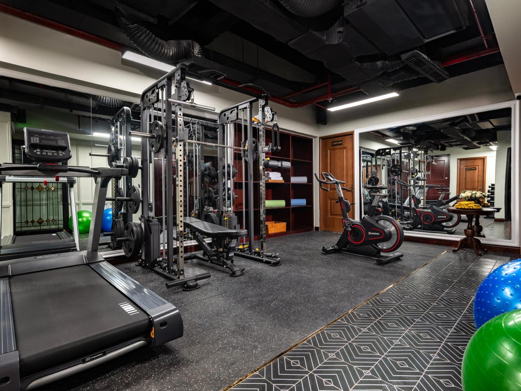 Grand Hotel Du Lac 하노이 외부 사진 The gym at the hotel
