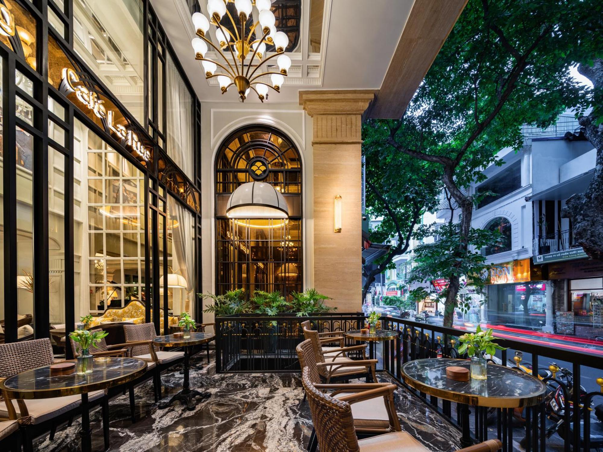 Grand Hotel Du Lac 하노이 외부 사진 The hotel's lobby